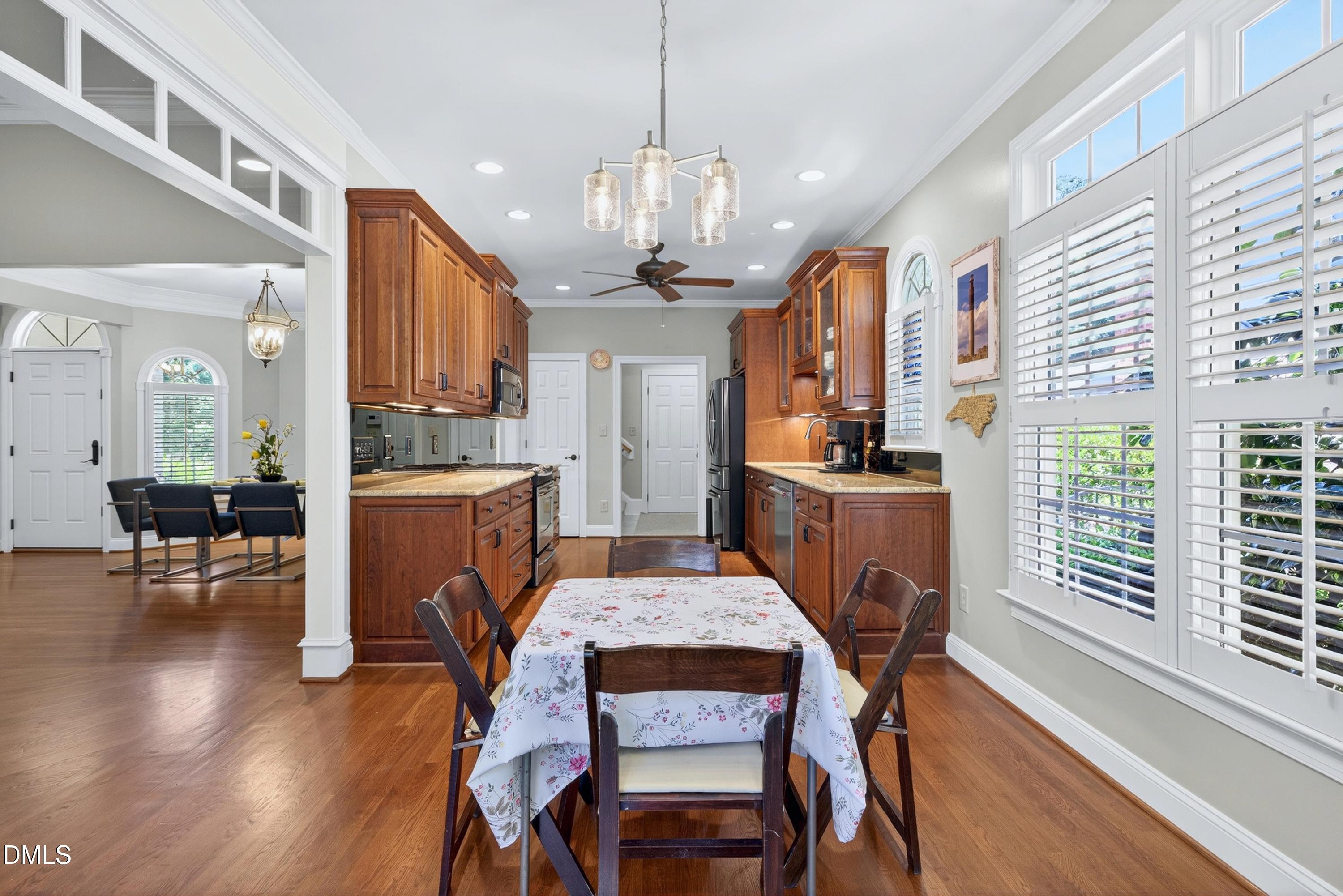 1017 Wedgeland Drive Raleigh, NC 27615 - Photo 18 of 46 WScene-21