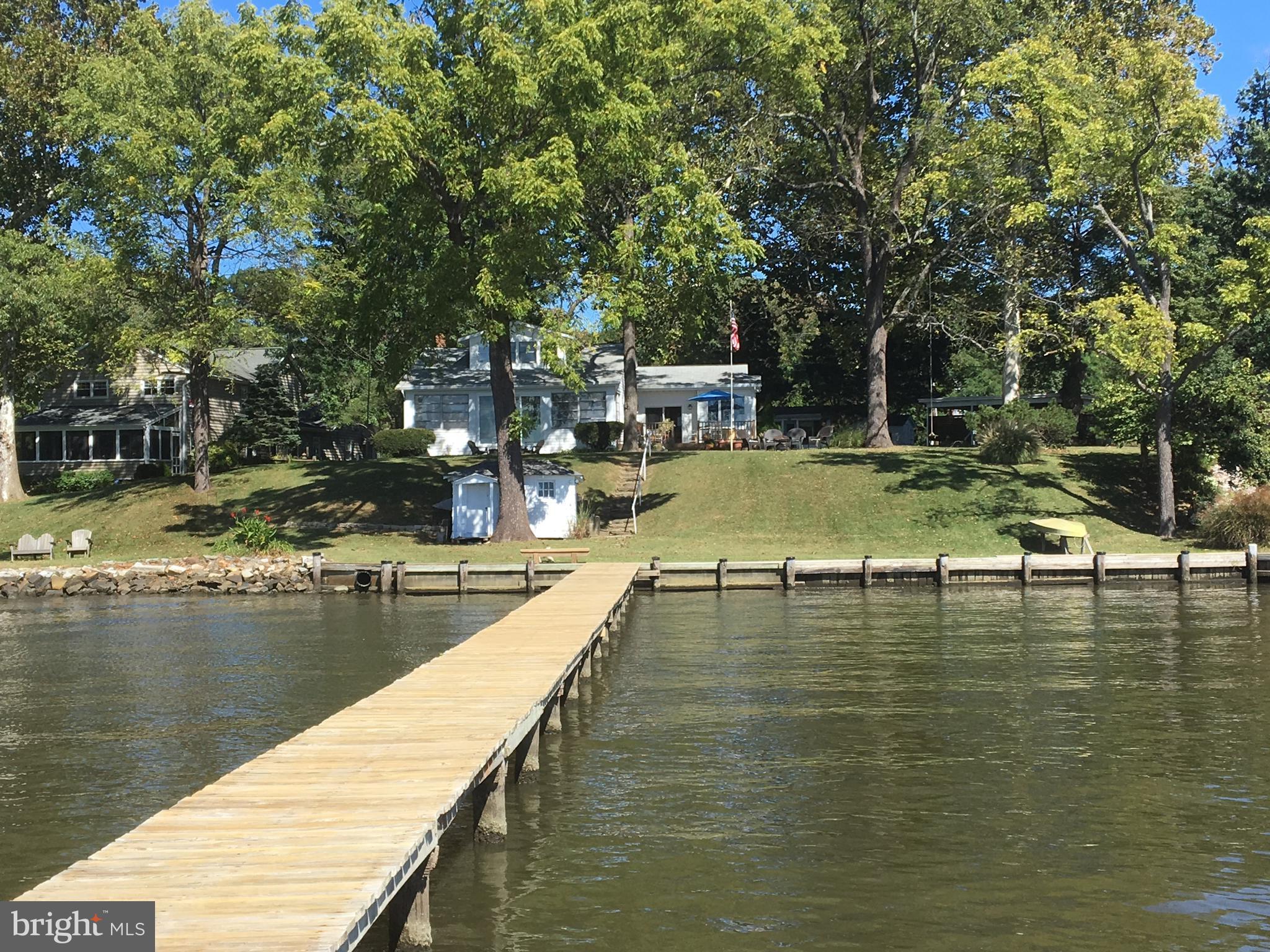 352 Hickory Point Road Pasadena, MD 21122 - Photo 15 of 28 Deep water mulit-slip pier