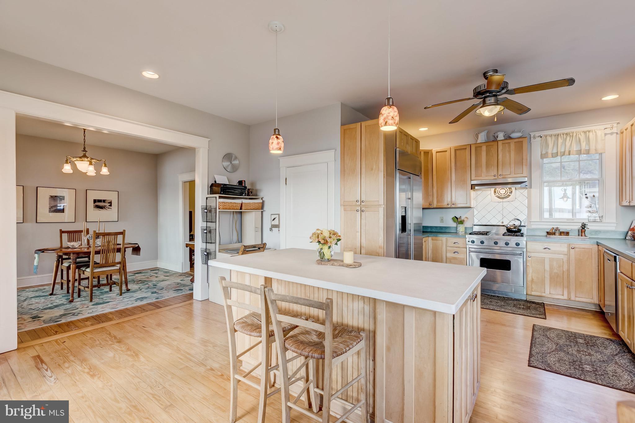 352 Hickory Point Road Pasadena, MD 21122 - Photo 4 of 28 Maple kitchen with heart pine floors