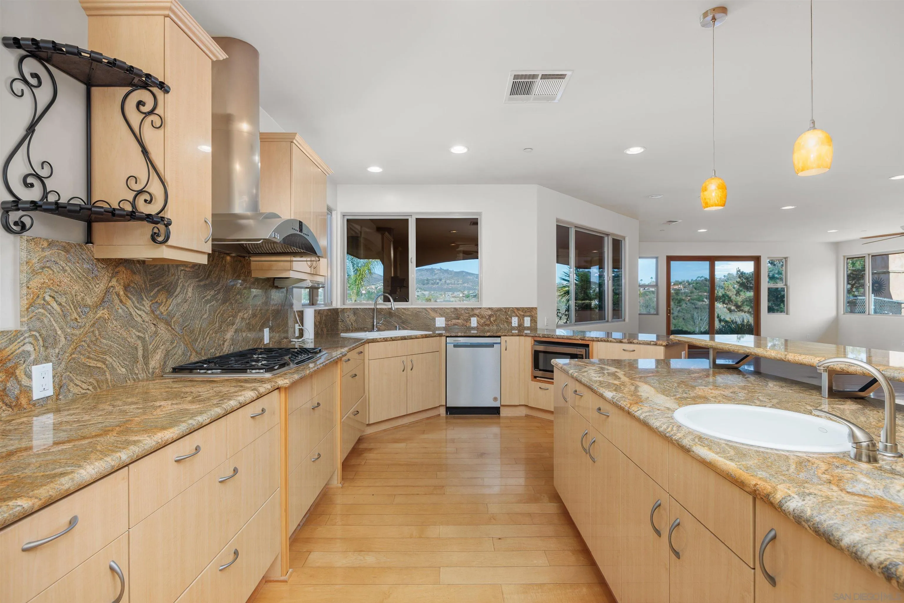 17429 Rancho Del Rio Rancho Santa Fe, CA 92067 - Photo 17 of 50 Gallery Image 17