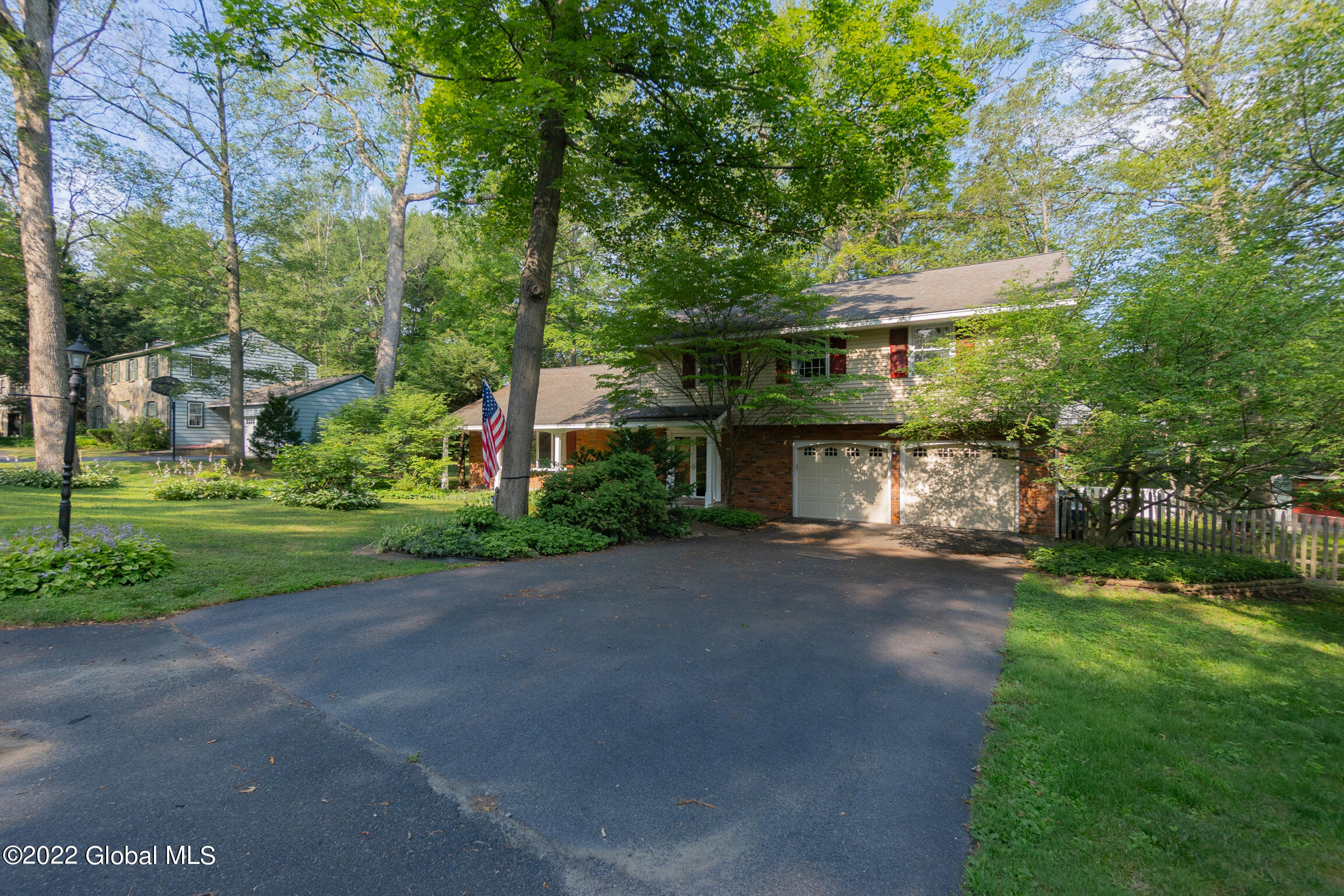 1371 Ruffner Court Niskayuna, NY 12309 - Photo 3 of 49 1371 Ruffner Ct Niskayuna NY mls-3