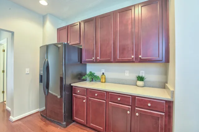 $3,000 | 4150 Four Oaks Boulevard, Tallahassee, FL 32311