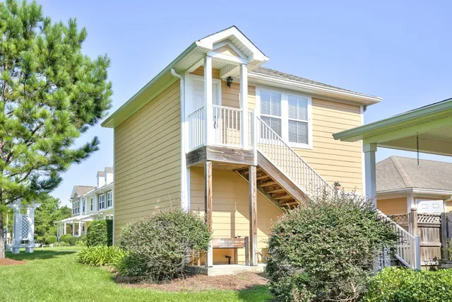 $3,000 | 4150 Four Oaks Boulevard, Tallahassee, FL 32311