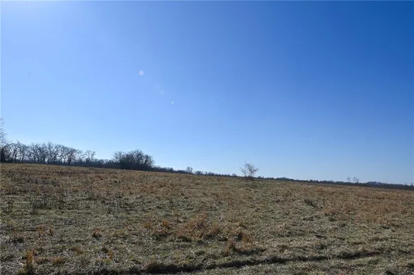 $1,185,000 | 21775 South 725 Road, Stockton, MO 65785