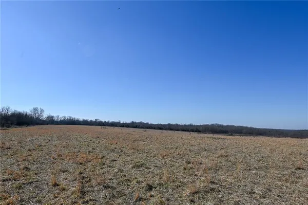 $1,185,000 | 21775 South 725 Road, Stockton, MO 65785