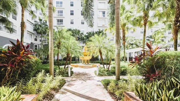 $5,490 | 700 South Harbour Island Boulevard, Unit 521, Tampa, FL 33602