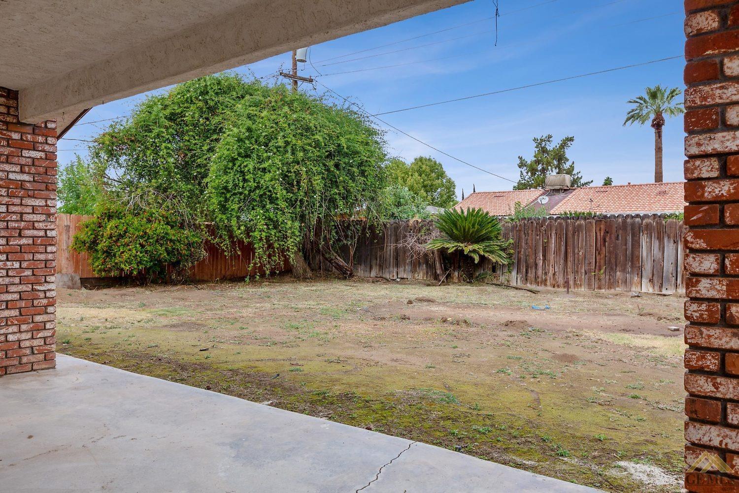 7516 Ribier Avenue Lamont, CA 93241 - Photo 20 of 21 Gallery Image 20