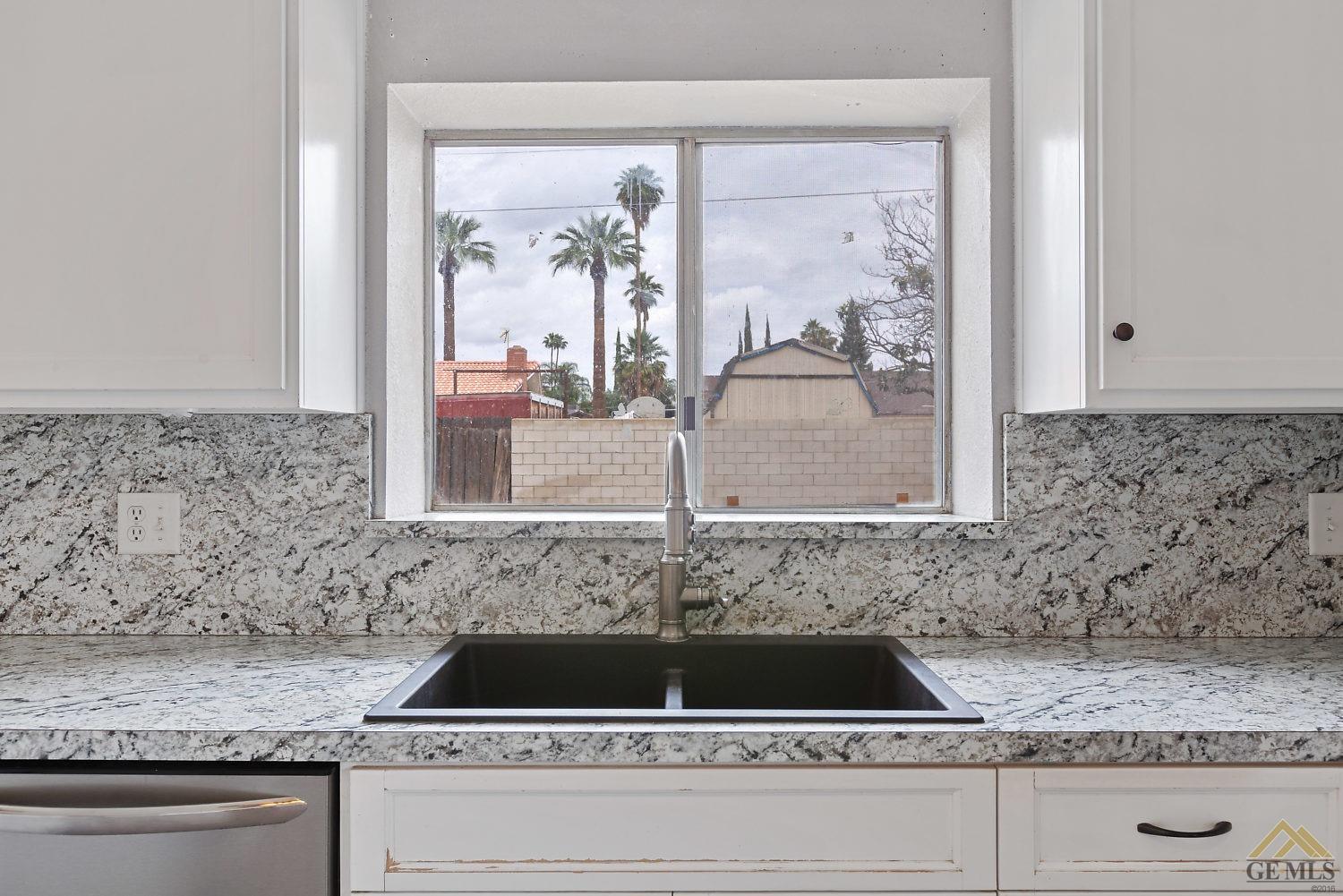 7516 Ribier Avenue Lamont, CA 93241 - Photo 9 of 21 Gallery Image 9