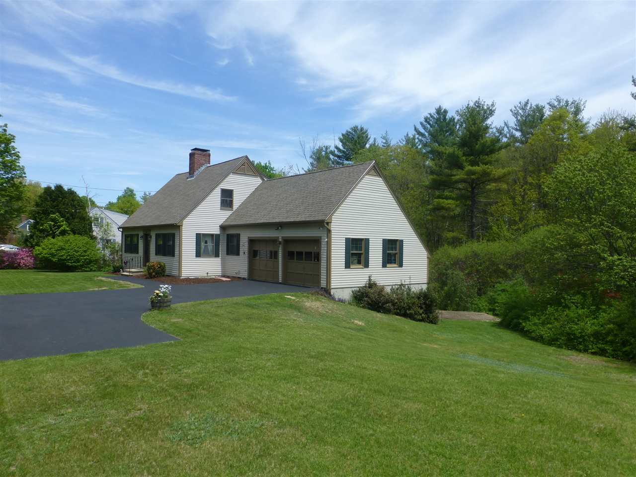 205 Old Street Road Peterborough, NH 03458 - Photo 3 of 33