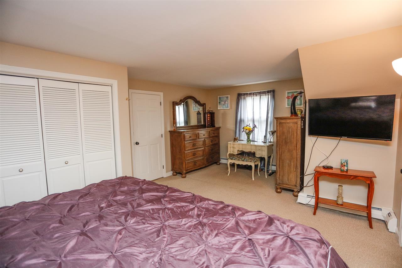 205 Old Street Road Peterborough, NH 03458 - Photo 23 of 33