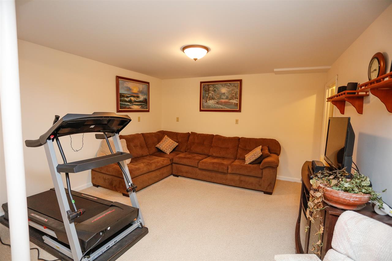 205 Old Street Road Peterborough, NH 03458 - Photo 27 of 33