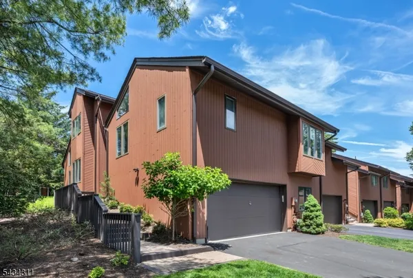 $799,000 | 27 Moran Road, West Orange, NJ 07052