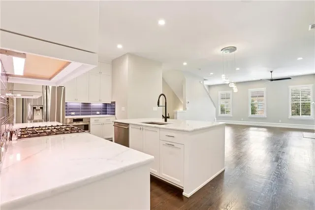 $879,000 | 3445 Landen Pine Court Northeast, Atlanta, GA 30305