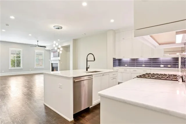 $879,000 | 3445 Landen Pine Court Northeast, Atlanta, GA 30305