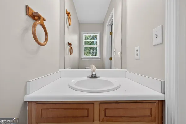 $1,950 | 5917 South Deshon Court, Lithonia, GA 30058