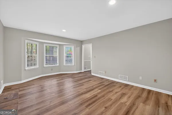 $1,950 | 5917 South Deshon Court, Lithonia, GA 30058