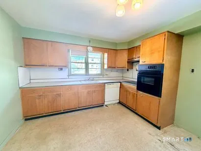 $280,000 | 282 Horace Street, Bridgeport, CT 06610