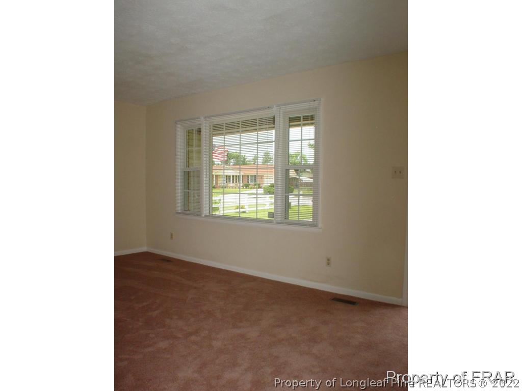 218 Paddle Wheel Road Fayetteville, NC 28314 - Photo 4 of 22 Gallery Image 4