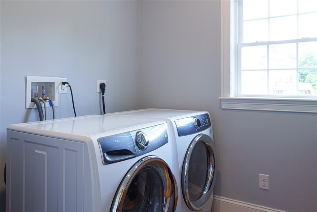 58 Chestnut Street Upton, MA 01568 - Photo 15 of 35 Gallery Image 15