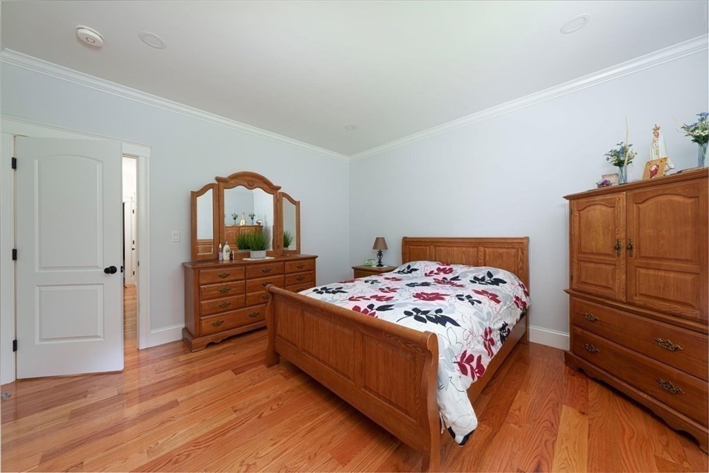 58 Chestnut Street Upton, MA 01568 - Photo 17 of 35 Gallery Image 17