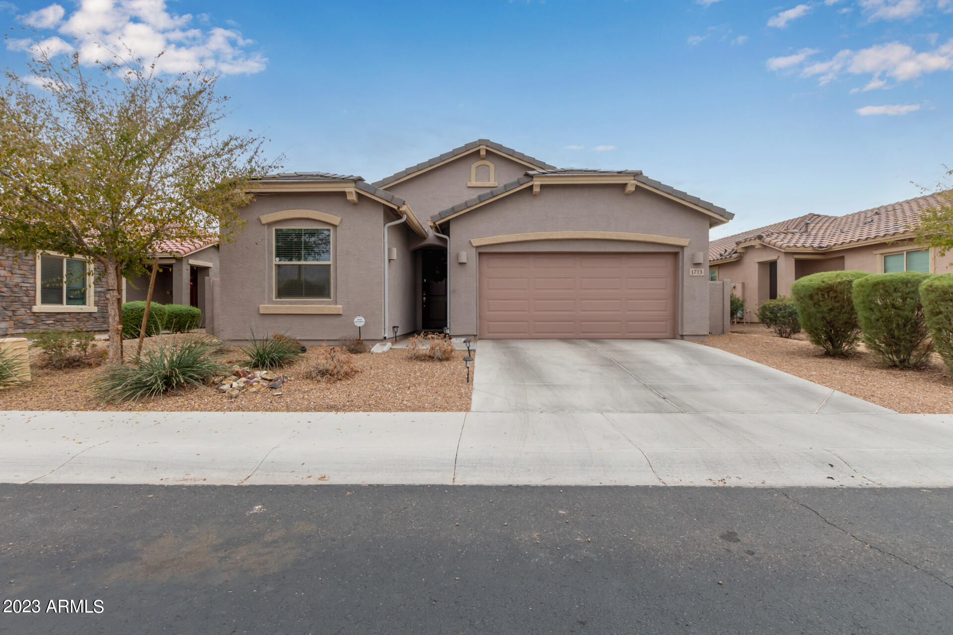 1713 Grenadine Road Phoenix, AZ 85040 - Photo 1 of 34 01 - Grenadine