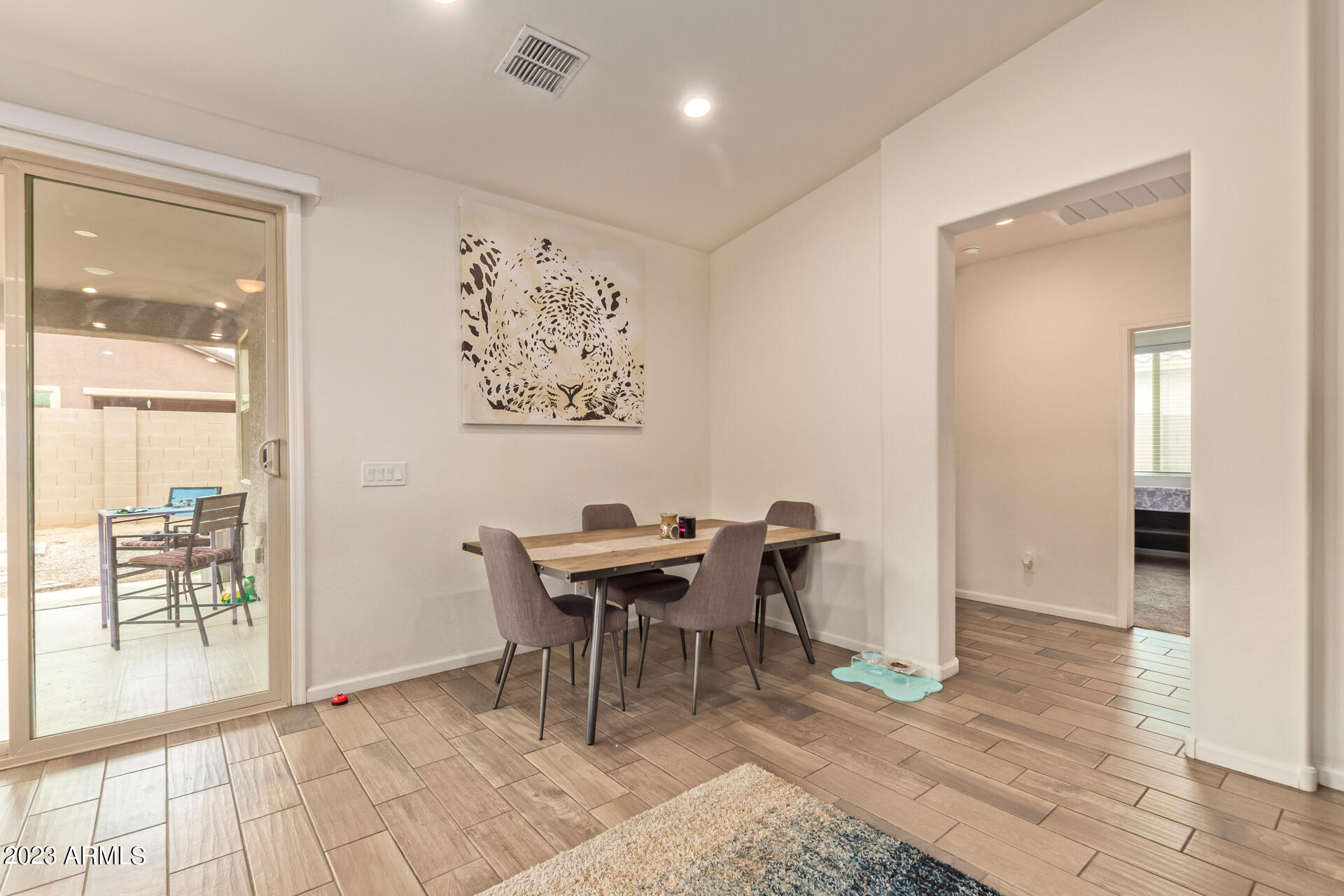 1713 Grenadine Road Phoenix, AZ 85040 - Photo 10 of 34 10 - Grenadine
