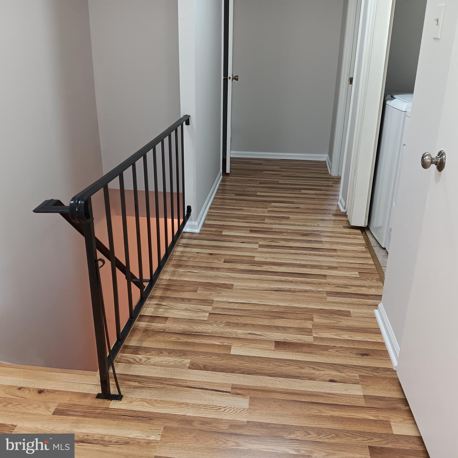 123 Caernarvon Court Exton, PA 19341 - Photo 21 of 42 Hallway