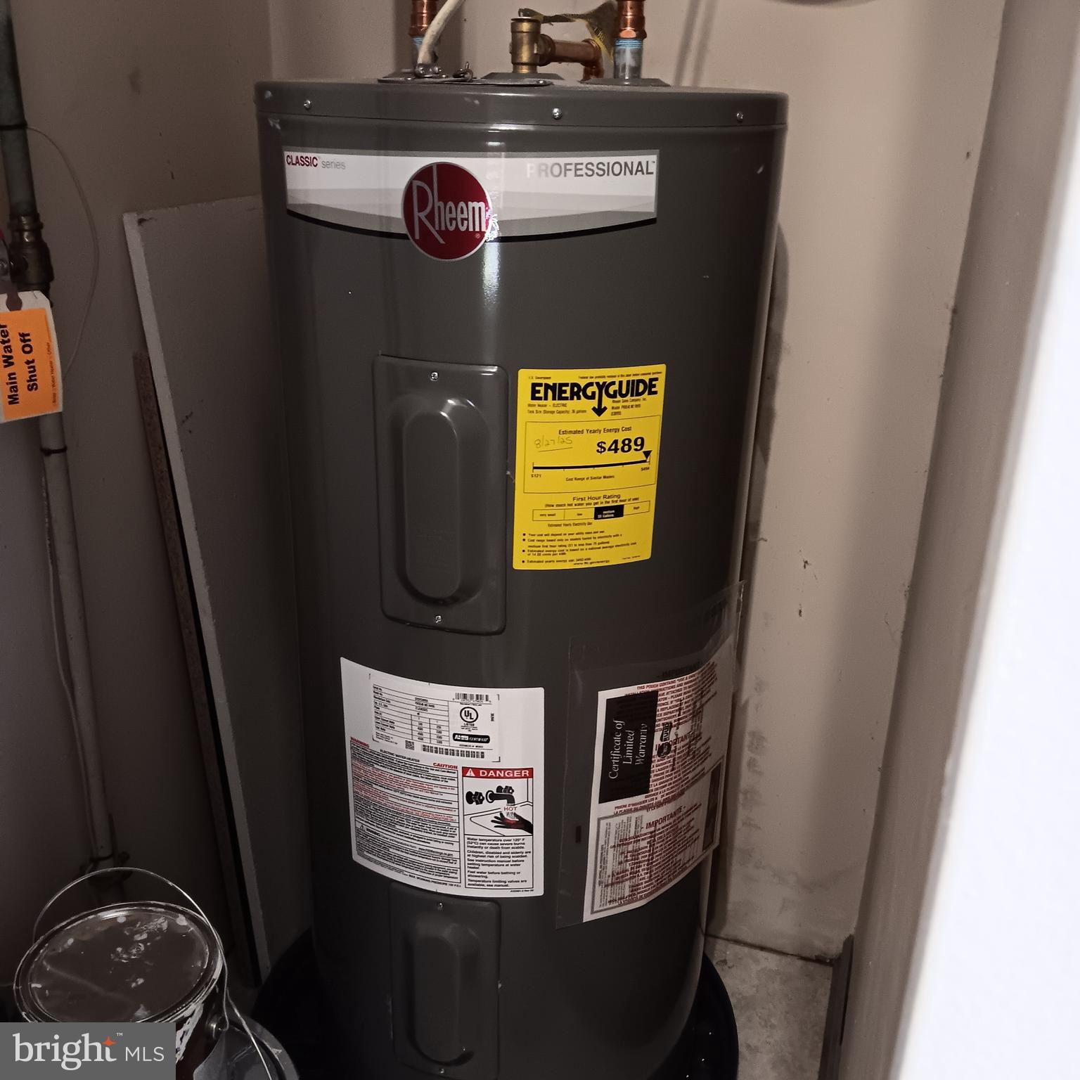 123 Caernarvon Court Exton, PA 19341 - Photo 31 of 42 Brand New Hot Water Heater