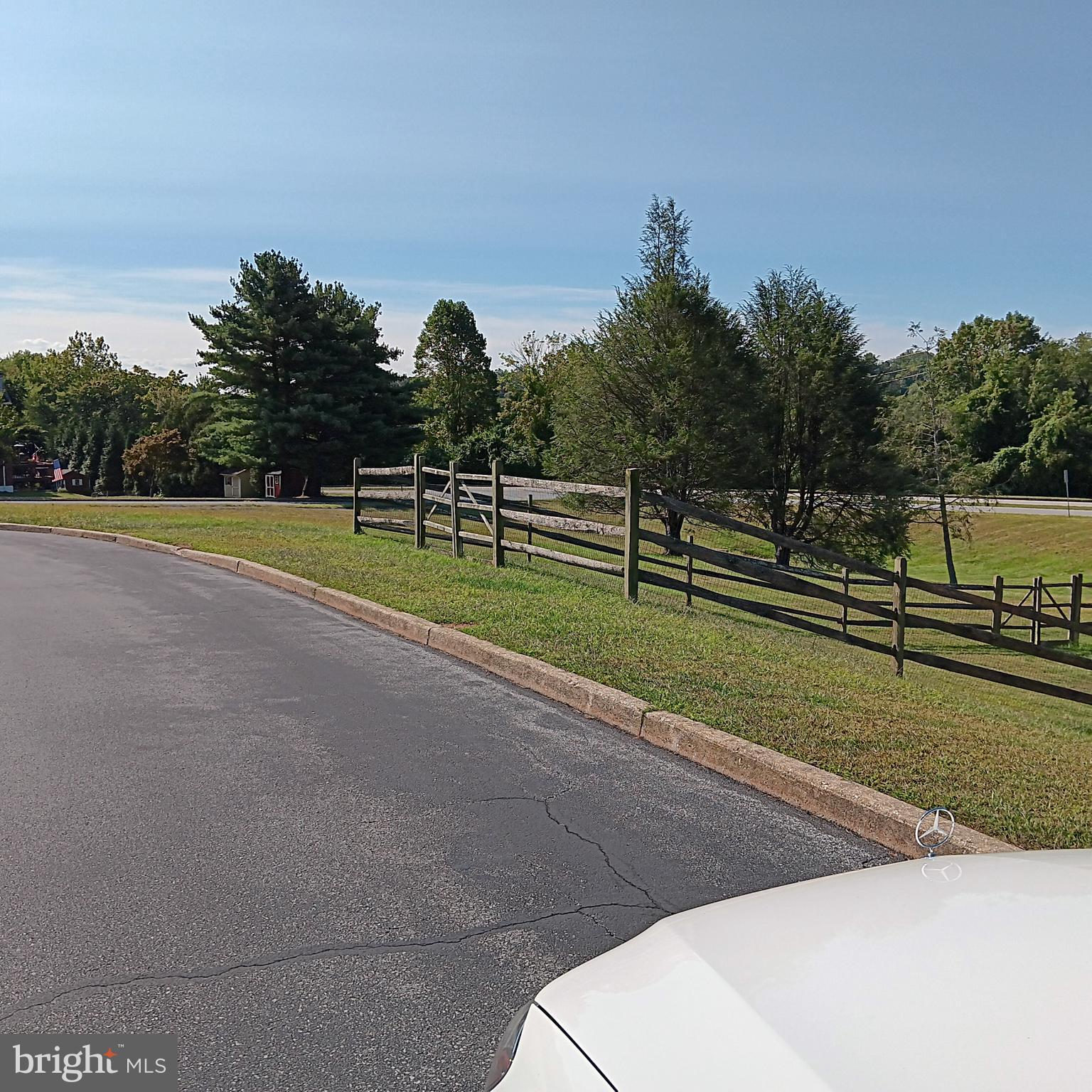 123 Caernarvon Court Exton, PA 19341 - Photo 36 of 43 a view of a tennis court