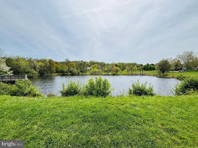 $2,400 | 123 Caernarvon Court, Exton, PA 19341