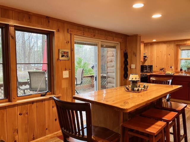 45 Crooked Way Naples, ME 04055 - Photo 13 of 33 Dining Area