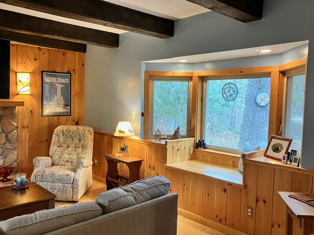 45 Crooked Way Naples, ME 04055 - Photo 15 of 33 Living Room