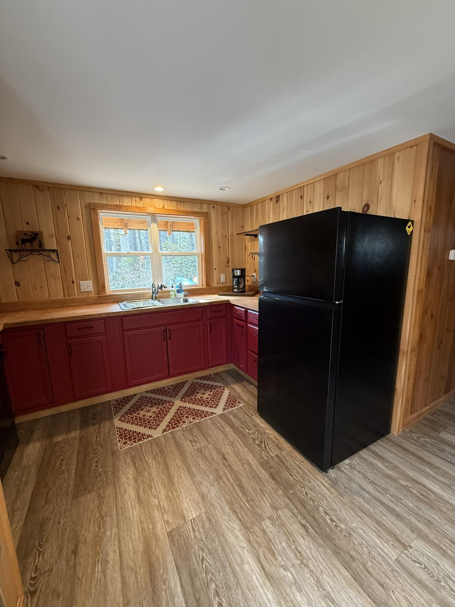 45 Crooked Way Naples, ME 04055 - Photo 10 of 33 Kitchen