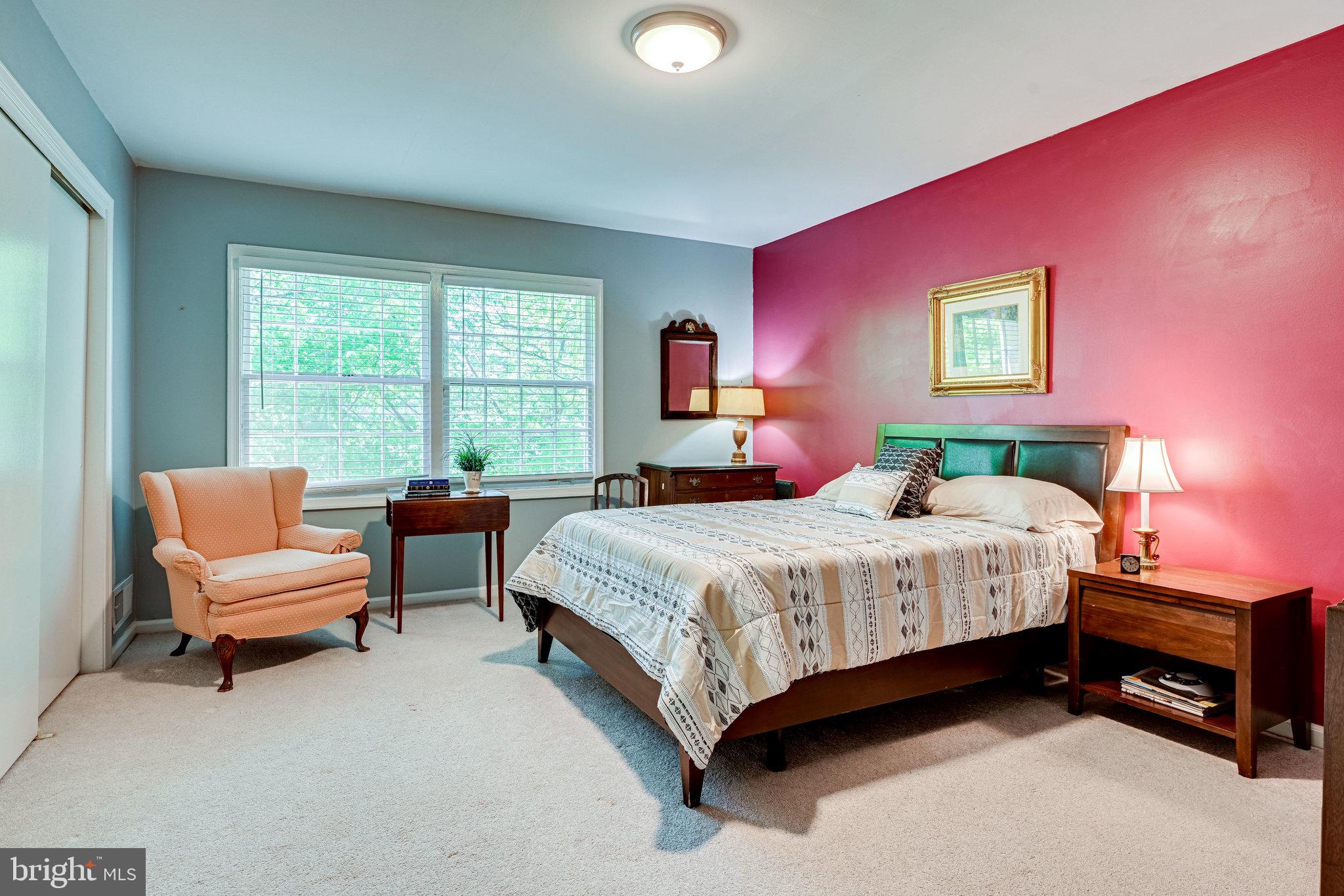 5927 Noblestown Road, Unit 49 Springfield, VA 22152 - Photo 15 of 33 Upper level Primary Bedroom