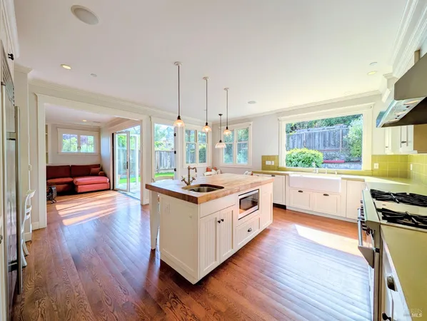 $3,695,000 | 115 Sunnyside Avenue, San Anselmo, CA 94960