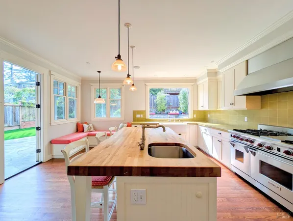 $3,695,000 | 115 Sunnyside Avenue, San Anselmo, CA 94960