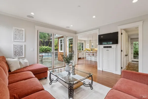 $3,649,500 | 115 Sunnyside Avenue, San Anselmo, CA 94960