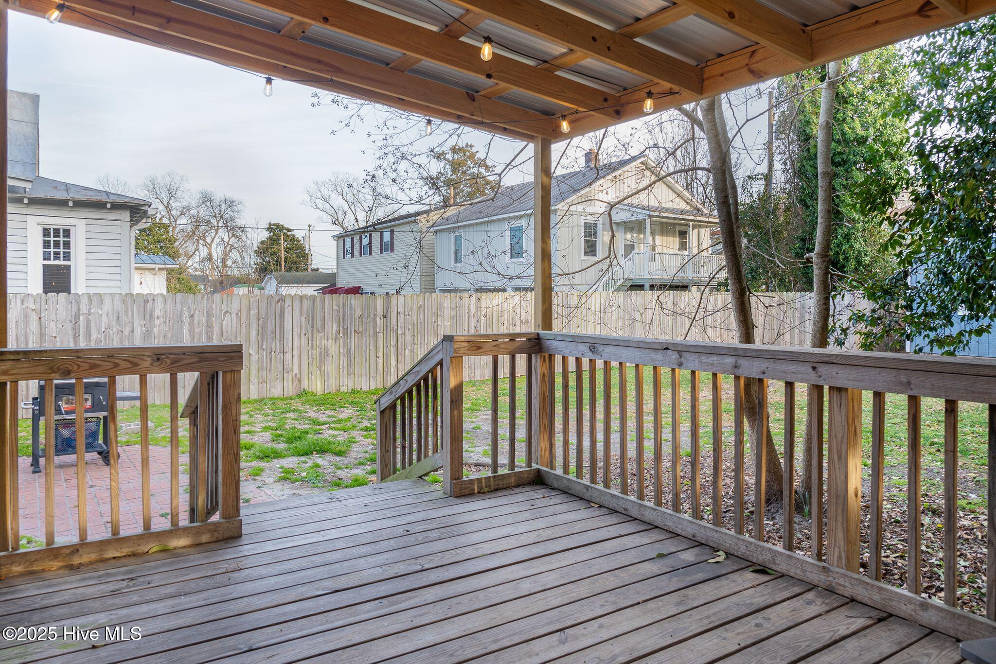 1409 Rhem Avenue New Bern, NC 28560 - Photo 25 of 28 View of yard from Deck