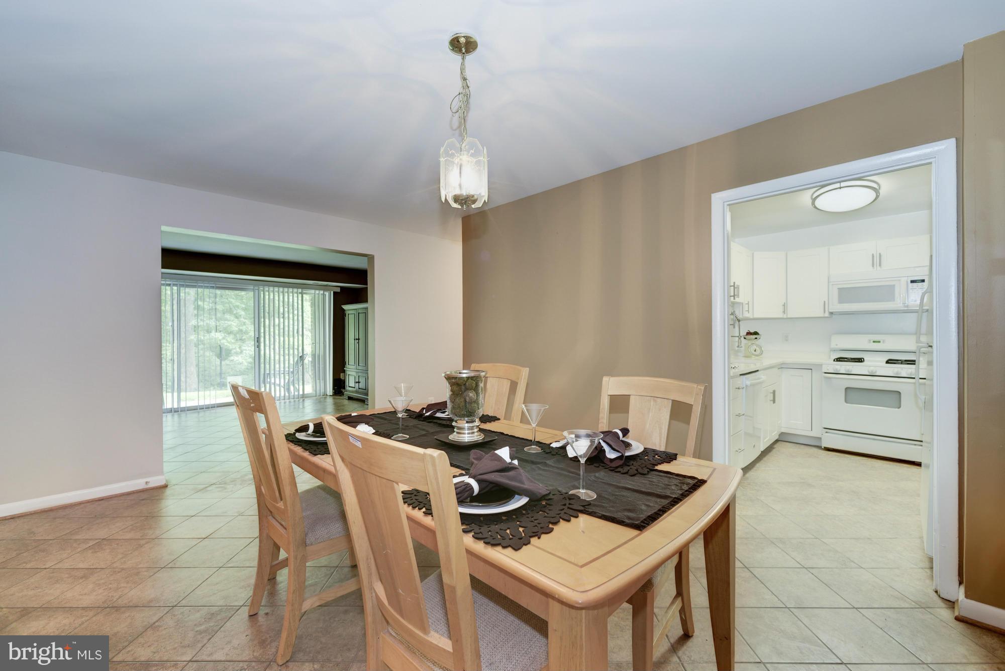 11623 Vantage Hill Road, Unit C Reston, VA 20190 - Photo 4 of 21 Interior (General)