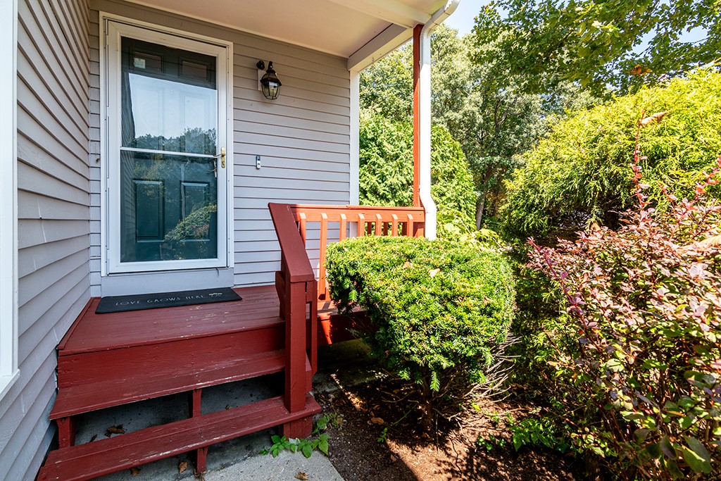 154 Bear Hill Road, Unit 608 Cumberland, RI 02864 - Photo 3 of 25