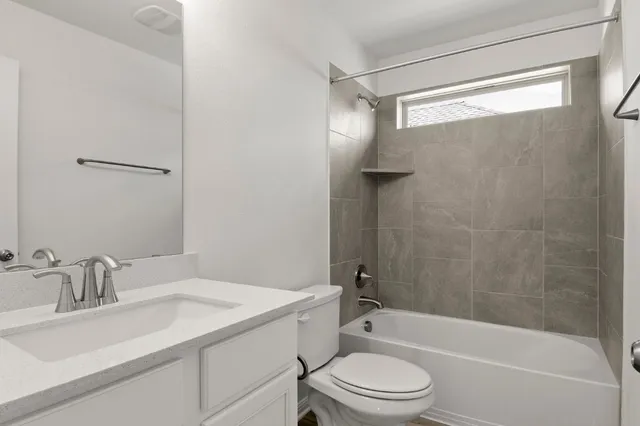 $372,900 | 197 James Caird Drive, Kyle, TX 78640