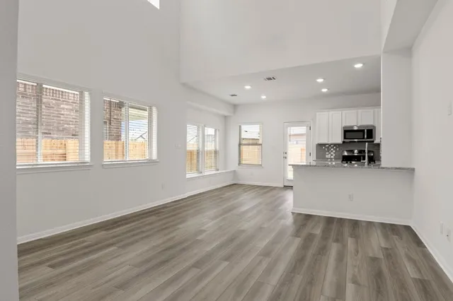 $372,900 | 197 James Caird Drive, Kyle, TX 78640