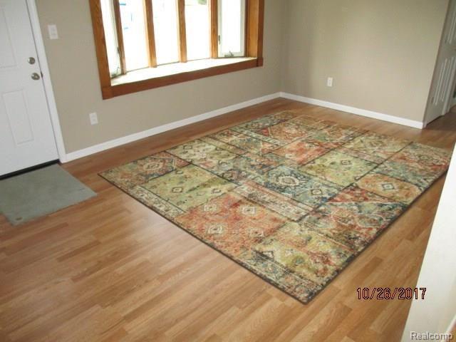 21805 Bohn Road Belleville, MI 48111 - Photo 15 of 20 IMG_0399.JPG