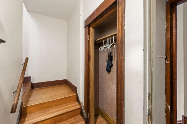 $1,650 | 2707 Garfield Avenue, Unit 3, Minneapolis, MN 55408