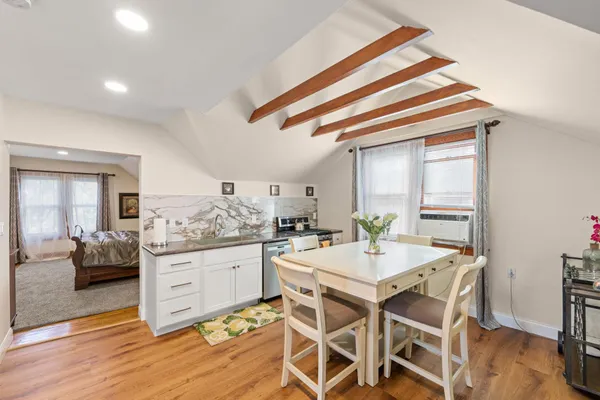 $1,650 | 2707 Garfield Avenue, Unit 3, Minneapolis, MN 55408