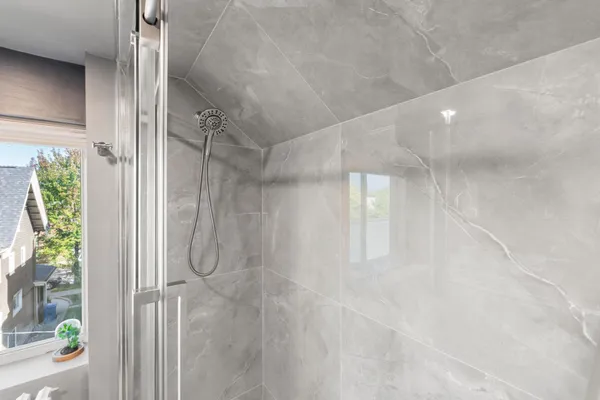 $1,650 | 2707 Garfield Avenue, Unit 3, Minneapolis, MN 55408