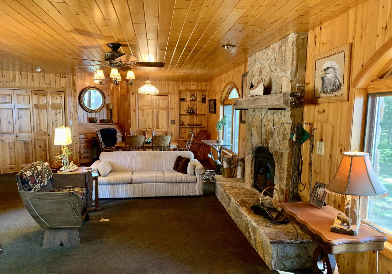 2017 Rangeline Road Eagle River, WI 54521 - Photo 8 of 44 Gallery Image 8