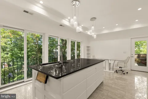 $2,825,000 | 3446 Oakwood Terrace Northwest, Washington, DC 20010