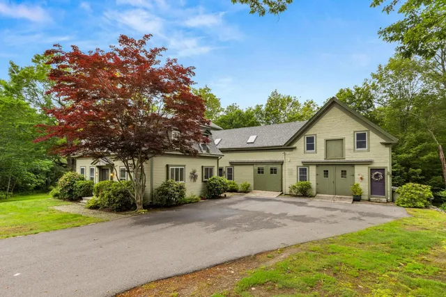 $945,000 | 223 Atlantic Avenue, North Hampton, NH 03862