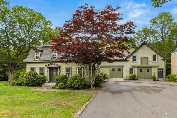 $945,000 | 223 Atlantic Avenue, North Hampton, NH 03862